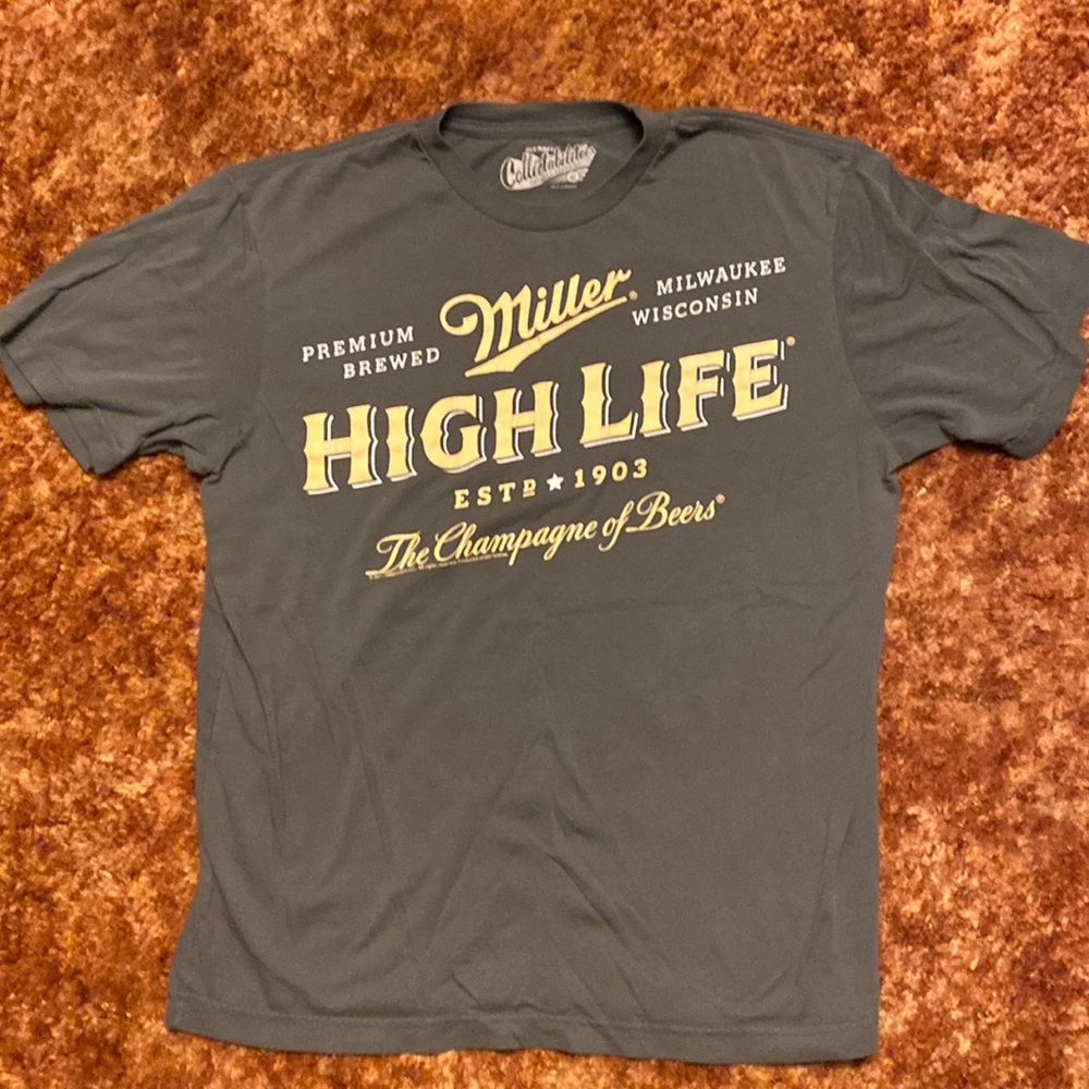 Vintage Old Navy Miller High Life Charcoal T-Shirt. Size Medium